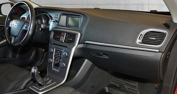 Volvo V40 7 of 11