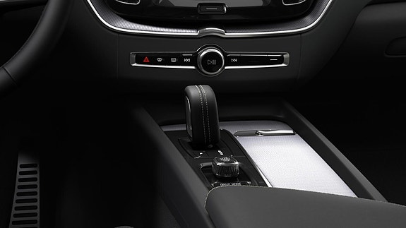 Volvo XC60 24 of 28