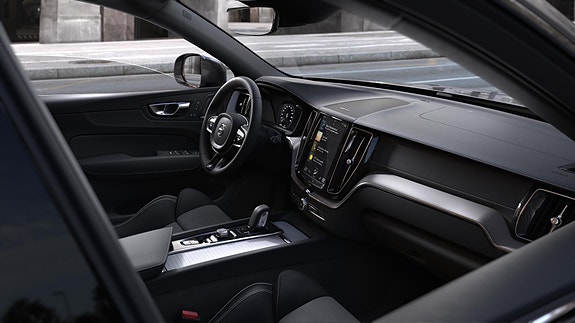Volvo XC60 22 of 28