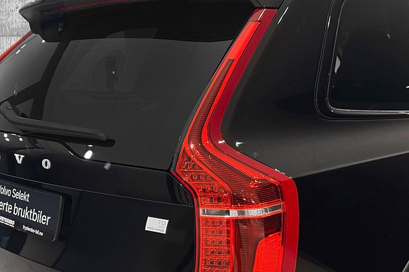 Volvo XC90 9 of 28