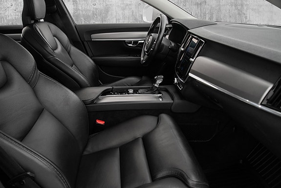 Volvo V90 Cross Country 29 of 30