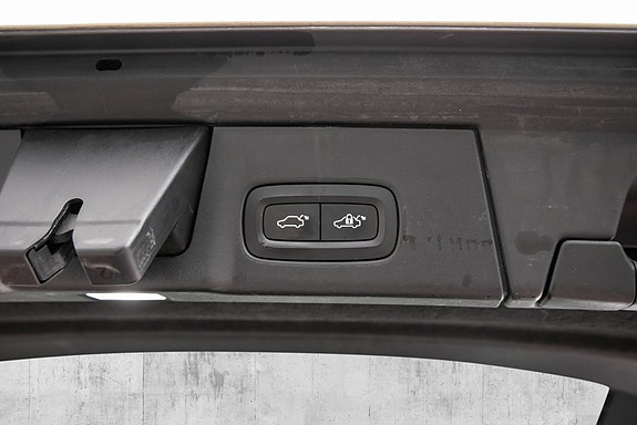 Volvo V90 Cross Country 10 of 30