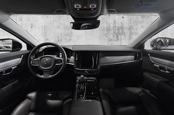 Volvo V90 18 of 30