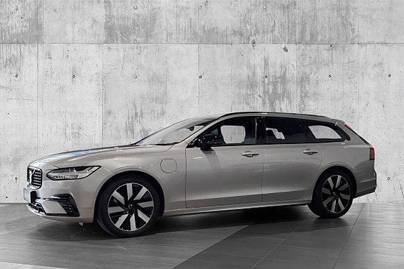 Volvo V90 6 of 30