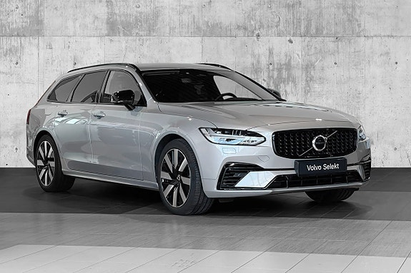 Volvo V90 2 of 30