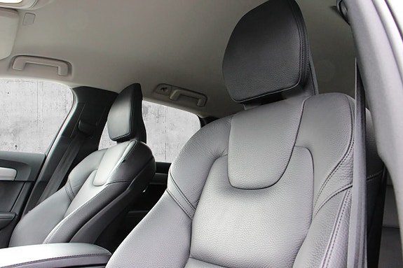 Volvo V90 11 of 30