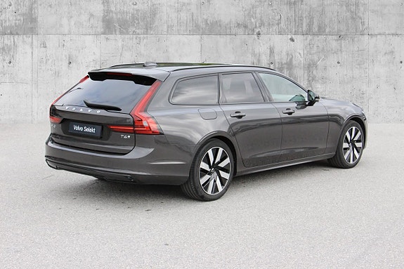 Volvo V90 7 of 30