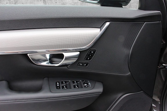 Volvo V90 12 of 30
