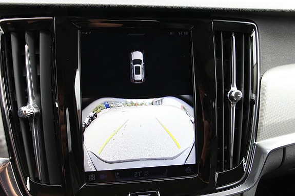 Volvo V90 26 of 30