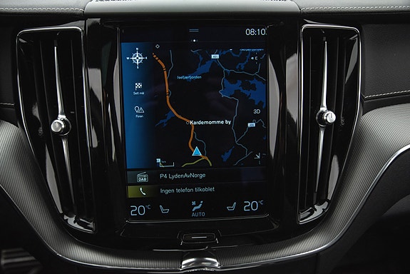 Volvo XC60 16 of 30