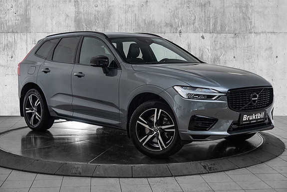 Volvo XC60 2 of 30