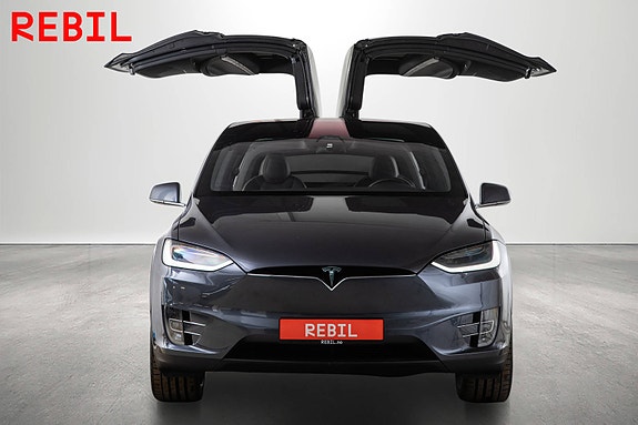 Tesla Model X 9 of 30