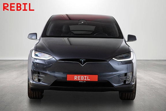 Tesla Model X 3 of 30