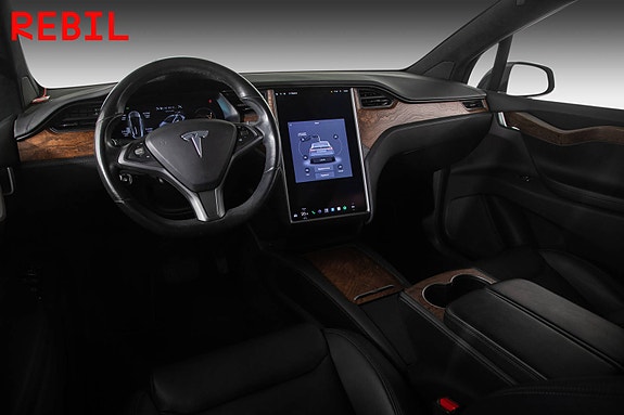 Tesla Model X 11 of 30