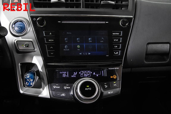 Toyota Prius+ 17 of 26