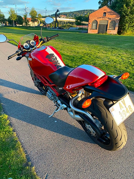 Ducati Monster S2R 4 of 7