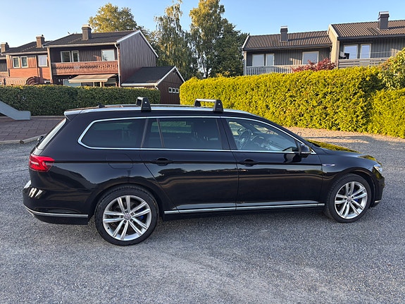 Volkswagen Passat 6 of 29