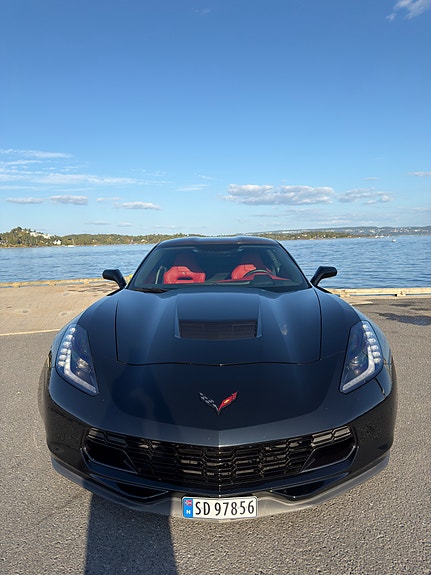 Chevrolet Corvette 17 of 30