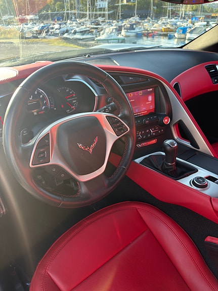 Chevrolet Corvette 26 of 30