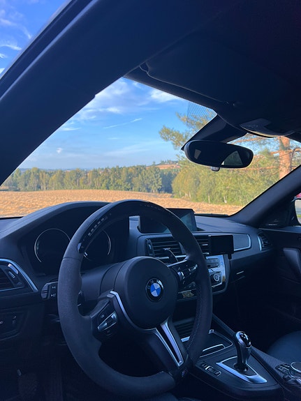 BMW M2 9 of 12