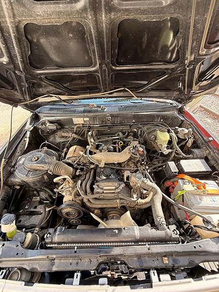 Toyota HiLux 13 of 14