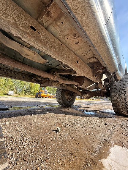 Toyota HiLux 11 of 14