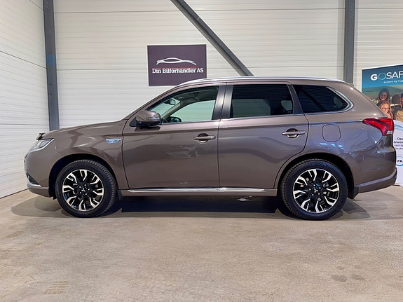 Mitsubishi Outlander 13 of 30