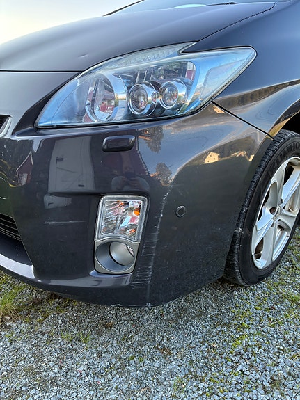 Toyota Prius 8 of 10