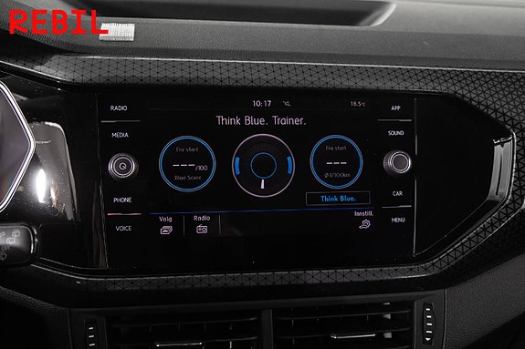 Volkswagen T-Cross 18 of 22