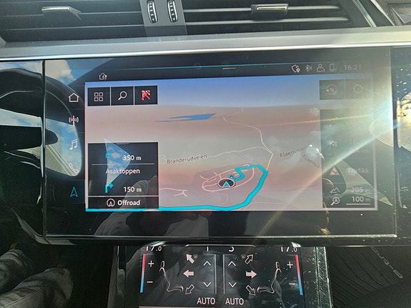 Audi e-tron 17 of 30