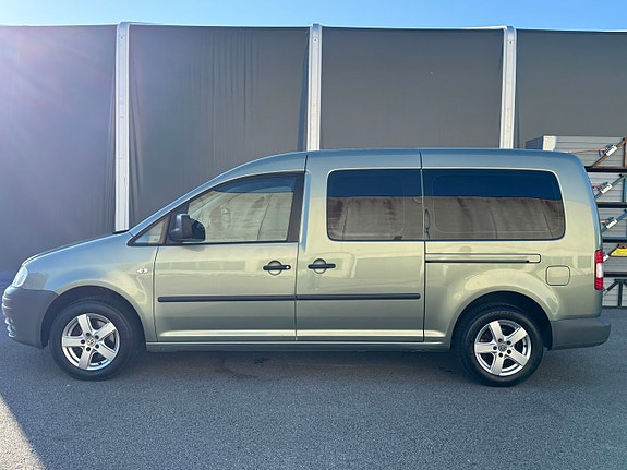 Volkswagen Caddy Maxi 4 of 28