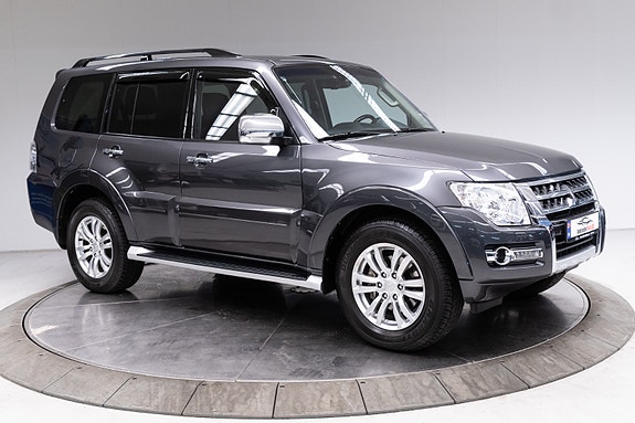 Mitsubishi Pajero 15 of 30