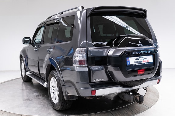 Mitsubishi Pajero 8 of 30