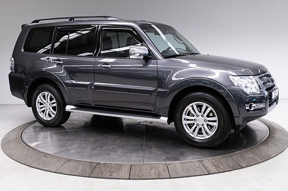 Mitsubishi Pajero 26 of 30