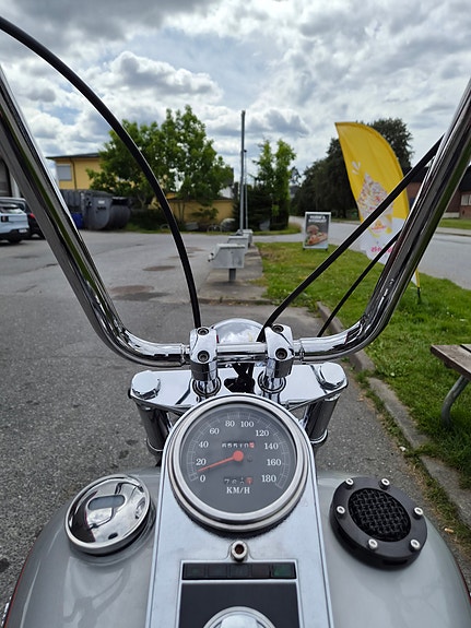 Harley-Davidson FXDWG Dyna Wide Glide 3 of 5
