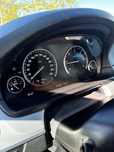 BMW 525d 13 of 28