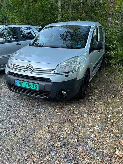 Citroen Berlingo 2 of 30