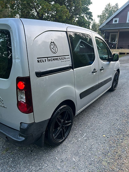 Citroen Berlingo 21 of 30