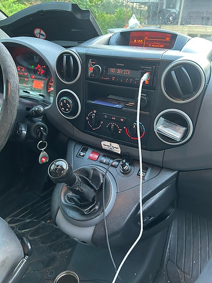 Citroen Berlingo 10 of 30