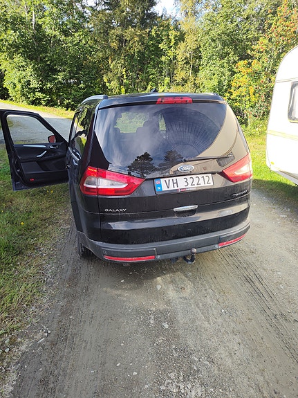 Ford Galaxy 4 of 11