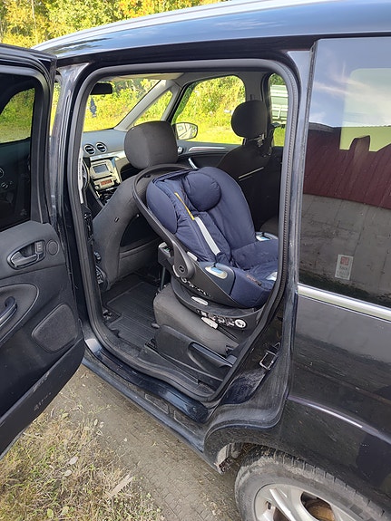 Ford Galaxy 5 of 11