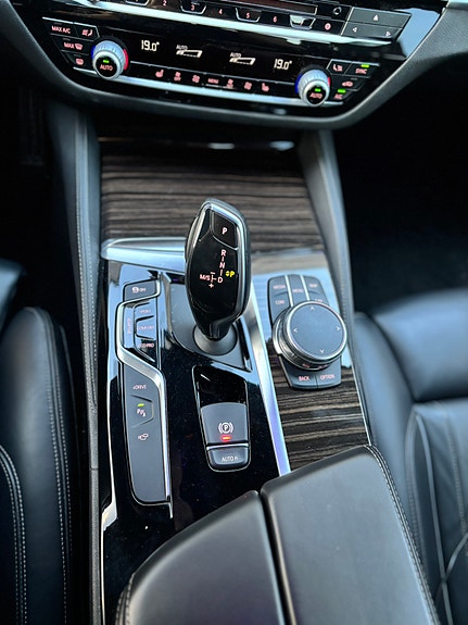 BMW 530e 23 of 27