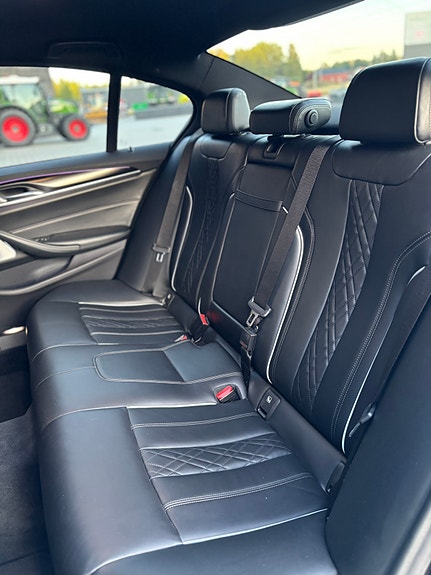BMW 530e 17 of 27