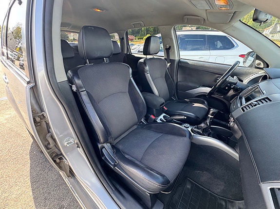 Mitsubishi Outlander 24 of 25