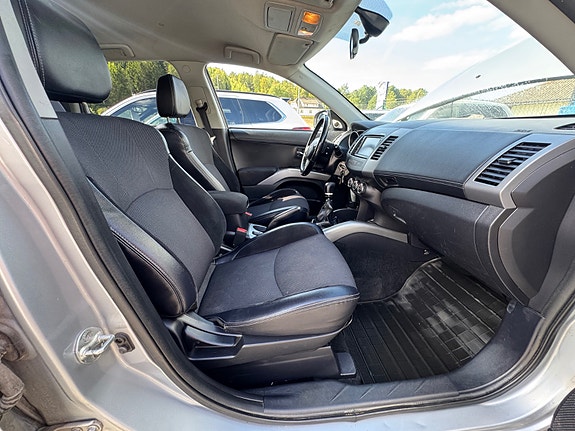 Mitsubishi Outlander 22 of 25