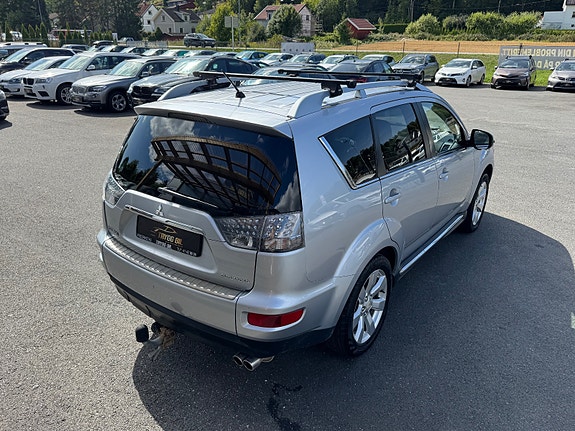 Mitsubishi Outlander 8 of 25