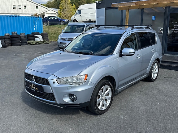 Mitsubishi Outlander 2 of 25