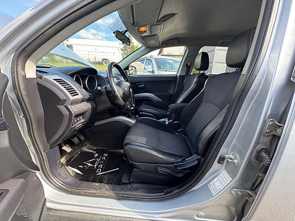 Mitsubishi Outlander 14 of 25