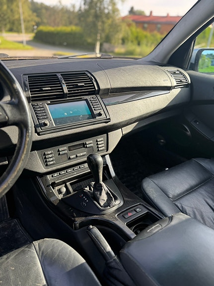 BMW X5 22 of 23