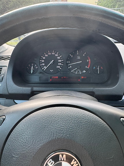 BMW X5 21 of 23